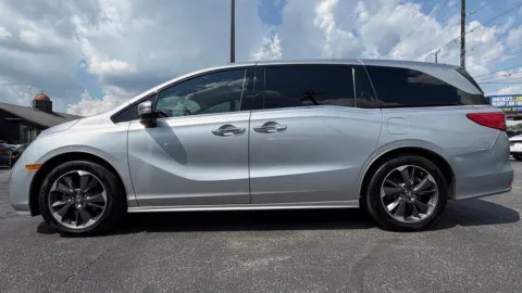 Another view of 2022 Honda Odyssey Elite for sale in Indianapolis, IN at AutoGiant USA Indianapolis