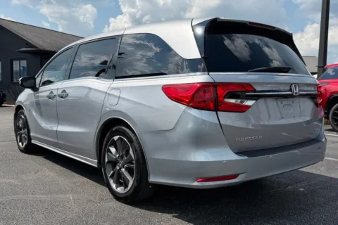 More photos of 2022 Honda Odyssey Elite at AutoGiant USA Indianapolis, IN