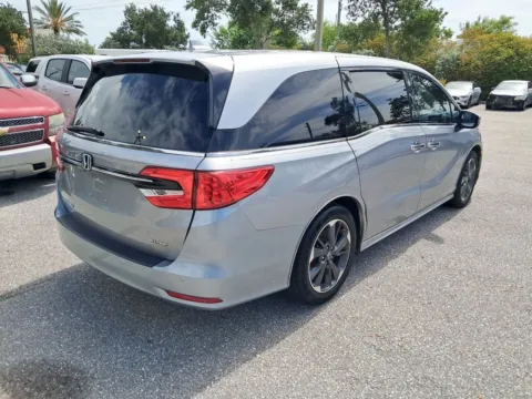 Another view of 2022 Honda Odyssey Elite for sale in Indianapolis, IN at AutoGiant USA Indianapolis