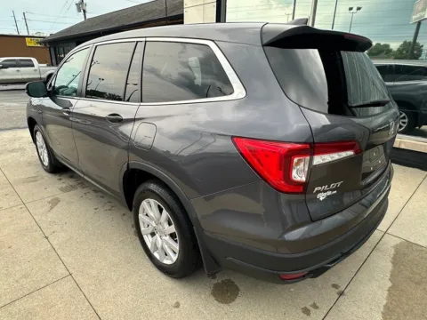 More photos of 2019 Honda Pilot LX at AutoGiant USA Indianapolis, IN