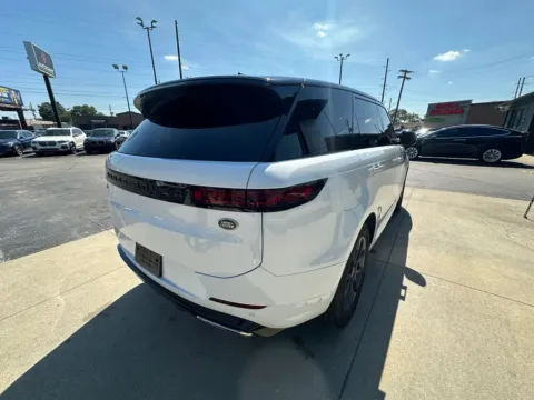 More photos of 2023 Land Rover Range Rover Sport SE Dynamic at AutoGiant USA Indianapolis, IN