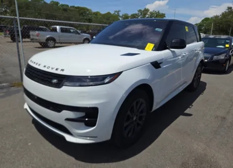 White 2023 Land Rover Range Rover Sport SE Dynamic for sale in Indianapolis, IN