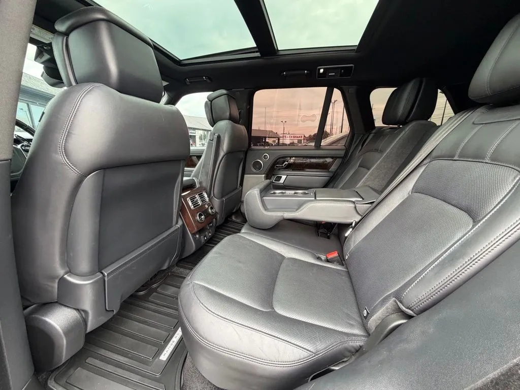 2019 Land Rover Range Rover Supercharged - Photo 18