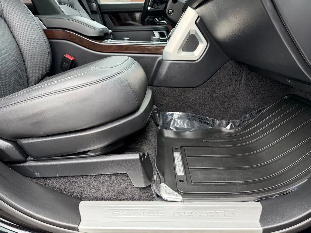 2019 Land Rover Range Rover Supercharged - Photo 32