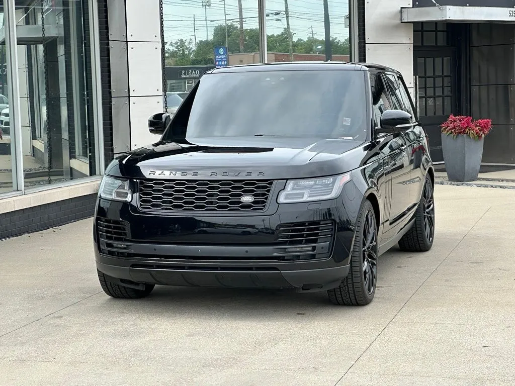 Black 2019 Land Rover Range Rover 5.0L V8 Supercharged for sale in Indianapolis, IN