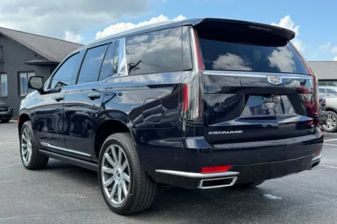 More photos of 2021 Cadillac Escalade Premium Luxury Platinum at AutoGiant USA Indianapolis, IN