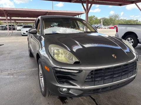 Photos of 2015 Porsche Macan S for sale in Indianapolis, IN at AutoGiant USA Indianapolis