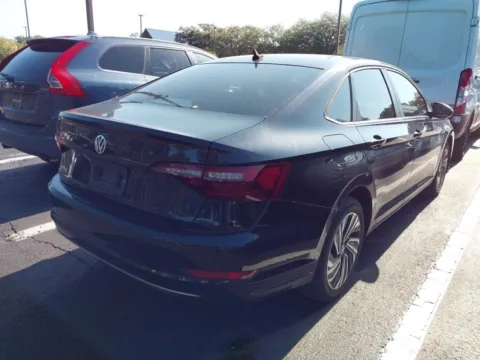 Another view of 2020 Volkswagen Jetta SEL for sale in Indianapolis, IN at AutoGiant USA Indianapolis