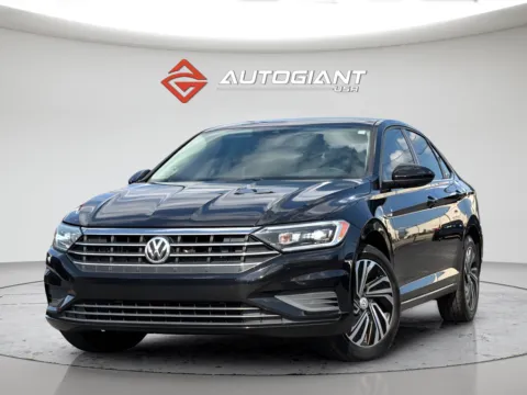 Black 2020 Volkswagen Jetta SEL for sale in Indianapolis, IN