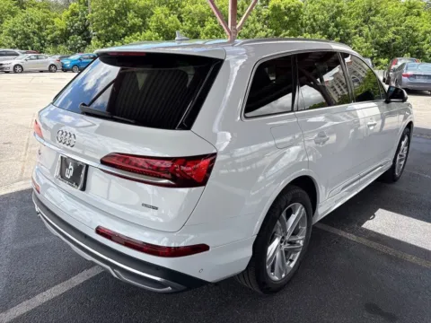 More photos of 2021 Audi Q7 45 Premium at AutoGiant USA Indianapolis, IN