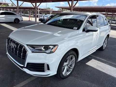 White 2021 Audi Q7 45 Premium for sale in Indianapolis, IN