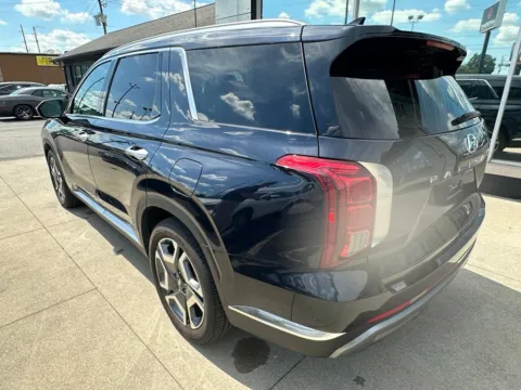 More photos of 2024 Hyundai Palisade Limited at AutoGiant USA Indianapolis, IN