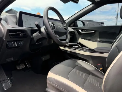 Photos of 2023 Kia EV6 GT-Line for sale in Indianapolis, IN at AutoGiant USA Indianapolis
