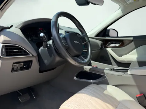 Photos of 2019 Jaguar F-PACE 30t Portfolio for sale in Indianapolis, IN at AutoGiant USA Indianapolis