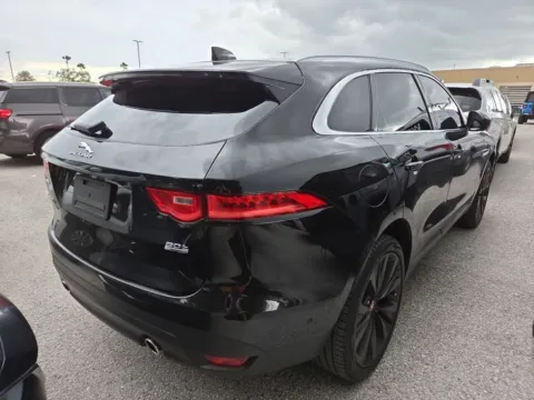 Another view of 2019 Jaguar F-PACE 30t Portfolio for sale in Indianapolis, IN at AutoGiant USA Indianapolis