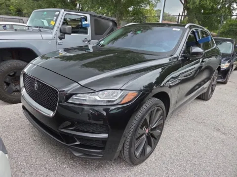 Unknown 2019 Jaguar F-PACE 30t Portfolio for sale in Indianapolis, IN