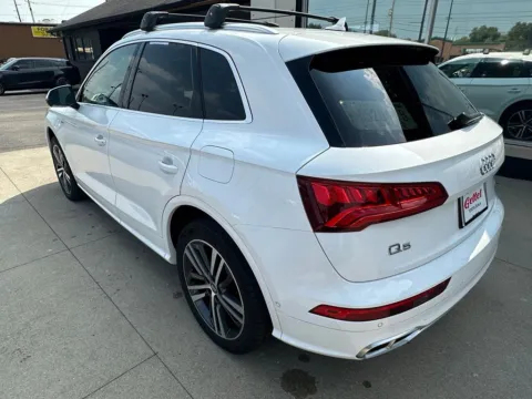 More photos of 2020 Audi Q5 e 55 Prestige at AutoGiant USA Indianapolis, IN