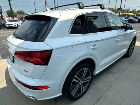 More photos of 2020 Audi Q5 e 55 Prestige at AutoGiant USA Indianapolis, IN