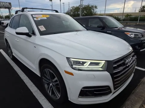 Photos of 2020 Audi Q5 e 55 Prestige for sale in Indianapolis, IN at AutoGiant USA Indianapolis