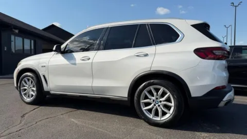 More photos of 2022 BMW X5 xDrive45e at AutoGiant USA Indianapolis, IN