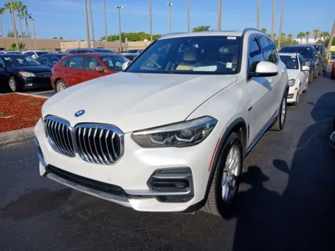 White 2022 BMW X5 xDrive45e for sale in Indianapolis, IN