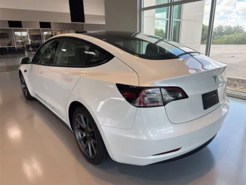 Photos of 2022 Tesla Model 3 Long Range for sale in Indianapolis, IN at AutoGiant USA Indianapolis