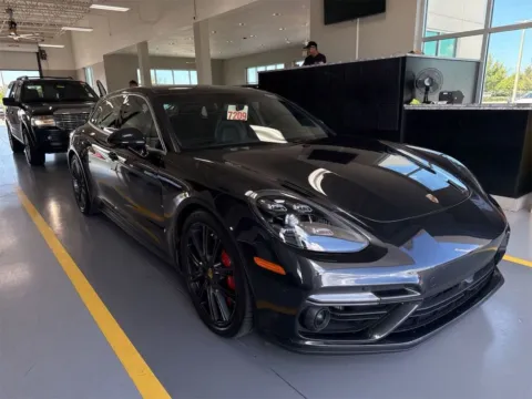 More photos of 2018 Porsche Panamera Sport Turismo Turbo at AutoGiant USA Indianapolis, IN