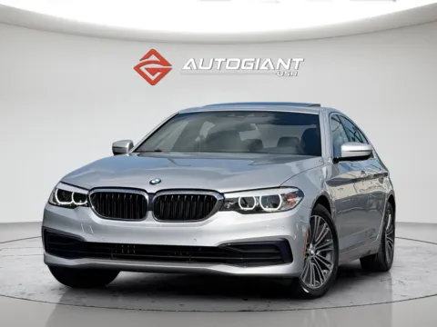 Silver 2019 BMW 5 Series 530i xDrive for sale in Indianapolis, IN
