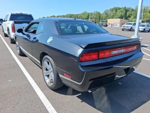 More photos of 2010 Dodge Challenger R/T at AutoGiant USA Indianapolis, IN