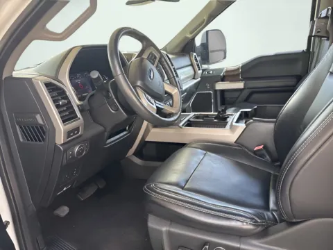 More photos of 2019 Ford F-250SD Lariat at AutoGiant USA Indianapolis, IN