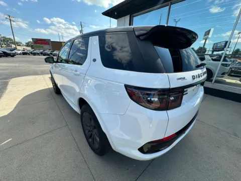 More photos of 2020 Land Rover Discovery Sport SE R-Dynamic at AutoGiant USA Indianapolis, IN