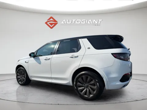 More photos of 2020 Land Rover Discovery Sport SE R-Dynamic at AutoGiant USA Indianapolis, IN
