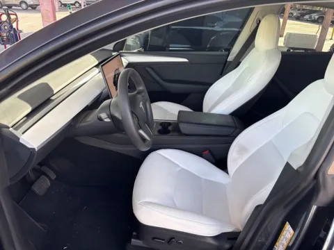 More photos of 2023 Tesla Model Y Long Range at AutoGiant USA Indianapolis, IN