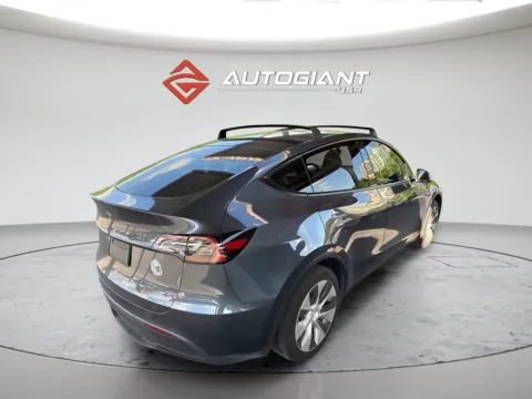 More photos of 2023 Tesla Model Y Long Range at AutoGiant USA Indianapolis, IN