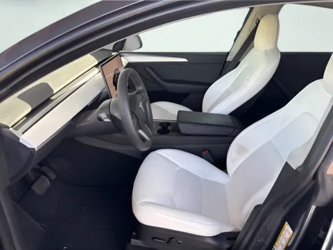 More photos of 2023 Tesla Model Y Long Range at AutoGiant USA Indianapolis, IN