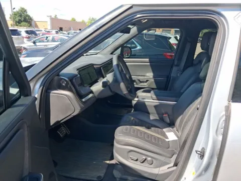 More photos of 2023 Rivian R1T Adventure at AutoGiant USA Indianapolis, IN