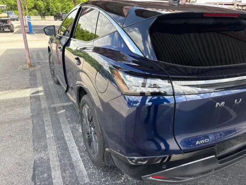 Another view of 2025 Nissan Murano Platinum for sale in Indianapolis, IN at AutoGiant USA Indianapolis