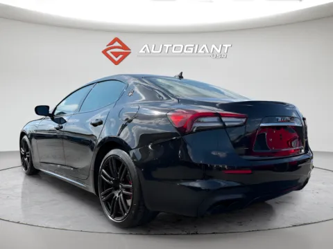 More photos of 2021 Maserati Ghibli at AutoGiant USA Indianapolis, IN