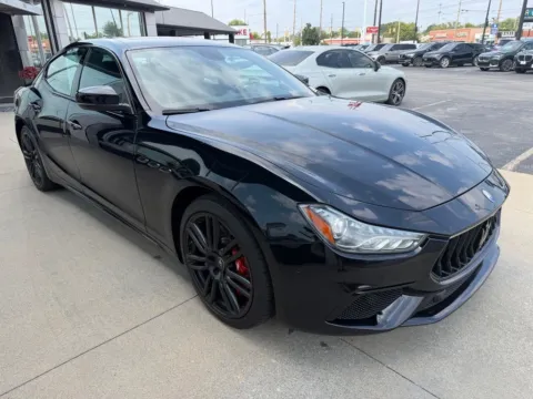 More photos of 2021 Maserati Ghibli at AutoGiant USA Indianapolis, IN