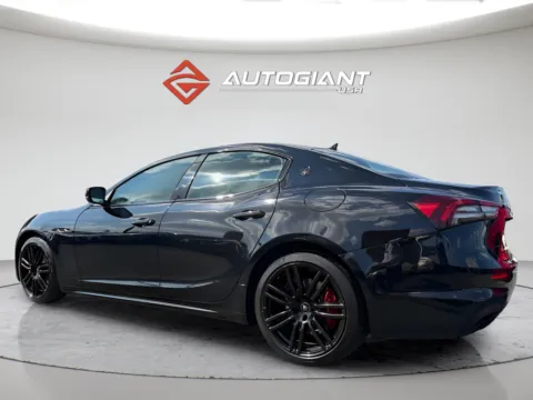 More photos of 2021 Maserati Ghibli at AutoGiant USA Indianapolis, IN