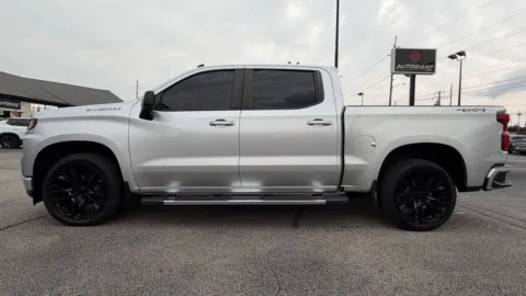 Another view of 2019 Chevrolet Silverado 1500 RST for sale in Indianapolis, IN at AutoGiant USA Indianapolis