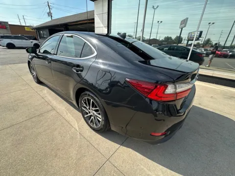 More photos of 2016 Lexus ES 350 at AutoGiant USA Indianapolis, IN