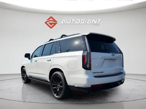 More photos of 2021 Cadillac Escalade Sport Platinum at AutoGiant USA Indianapolis, IN