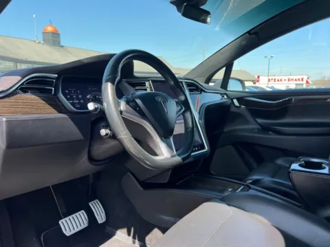 Photos of 2016 Tesla Model X P90D for sale in Indianapolis, IN at AutoGiant USA Indianapolis
