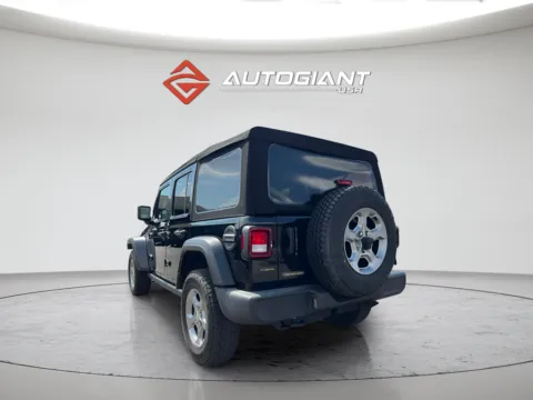 More photos of 2021 Jeep Wrangler Unlimited Freedom Edition at AutoGiant USA Indianapolis, IN