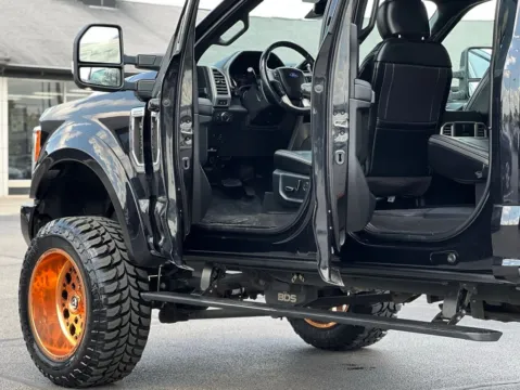 Another view of 2019 Ford F-350SD Platinum for sale in Indianapolis, IN at AutoGiant USA Indianapolis