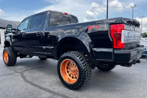 More photos of 2019 Ford F-350SD Platinum at AutoGiant USA Indianapolis, IN