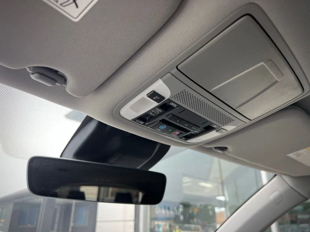 2018 Acura MDX SH-AWD Technology photo 8