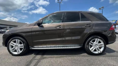 Another view of 2015 Mercedes-Benz M-Class ML 350 for sale in Indianapolis, IN at AutoGiant USA Indianapolis