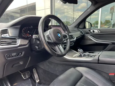 Photos of 2019 BMW X5 xDrive50i for sale in Indianapolis, IN at AutoGiant USA Indianapolis